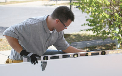 4 Reasons For Replacing Garage Door Panels